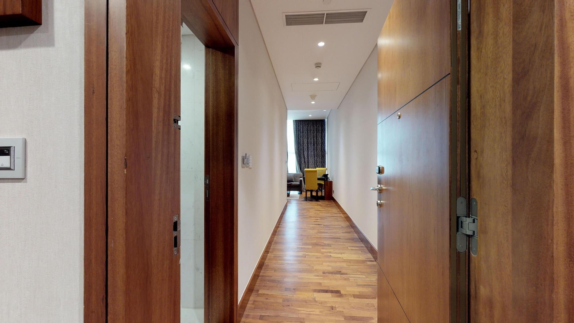 The Avenue Hotel Doha Exteriör bild A corridor in a hotel