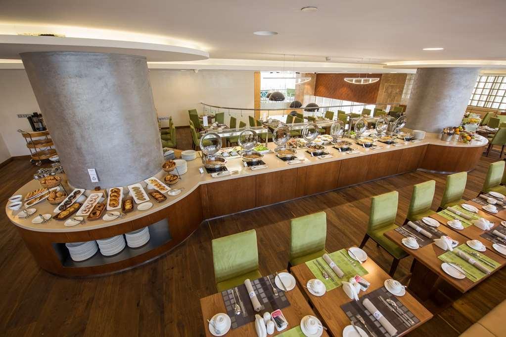The Avenue Hotel Doha Bekvämligheter bild The restaurant