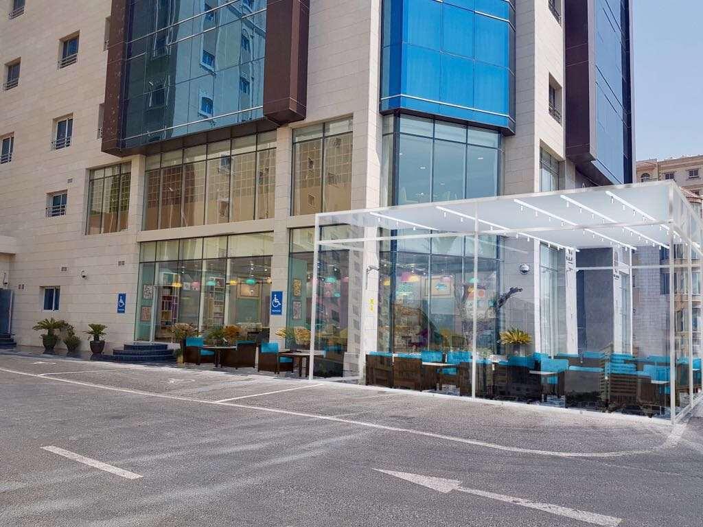 The Avenue Hotel Doha Exteriör bild The hotel's entrance